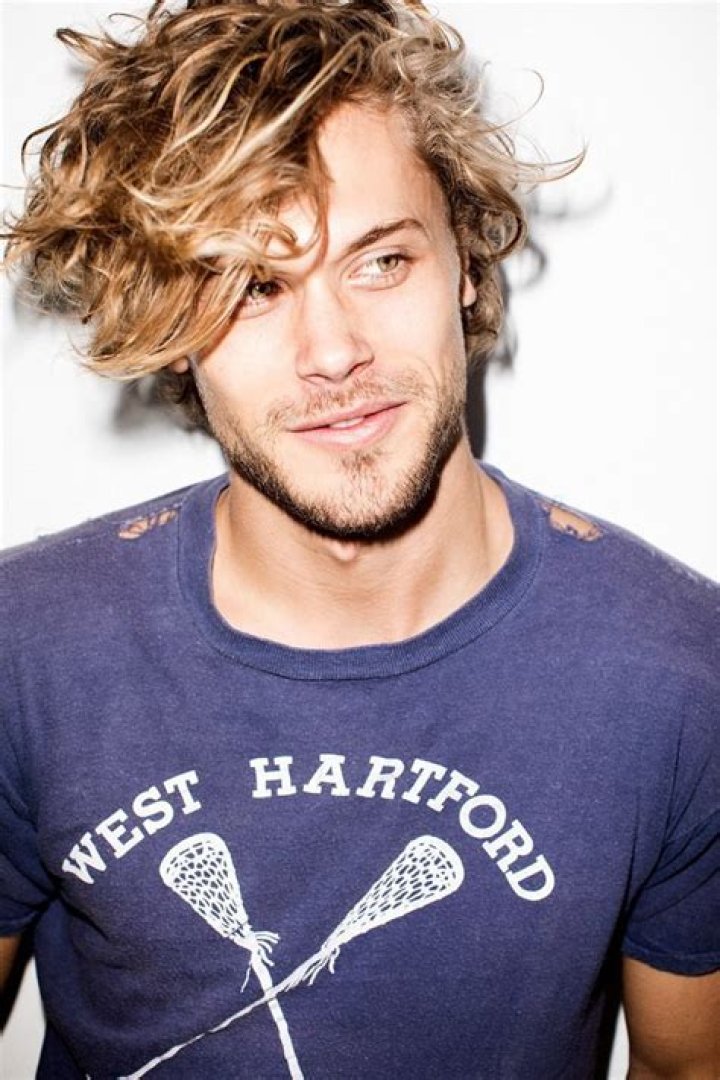 Christopher Mason (Model) - Age, Birthday, Bio, Facts, Family, Net Worth, Height & More