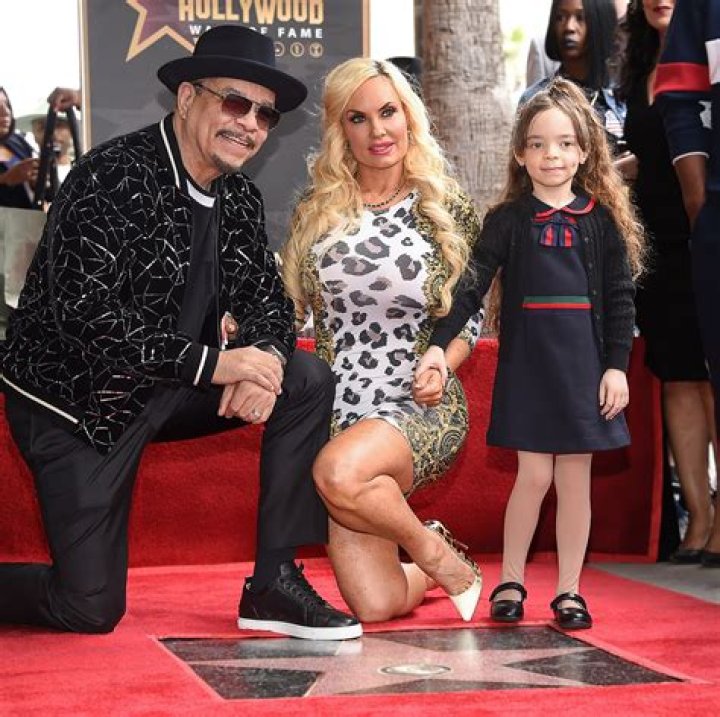How tall is Coco Austin