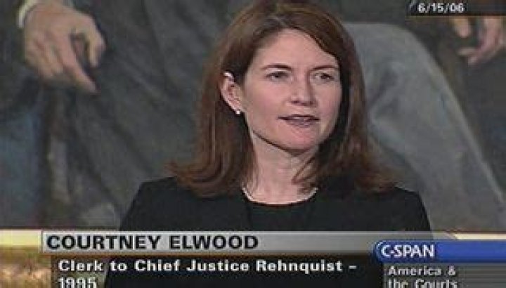 Courtney Simmons Elwood Biography, Age, Height, Husband, Net Worth, Family