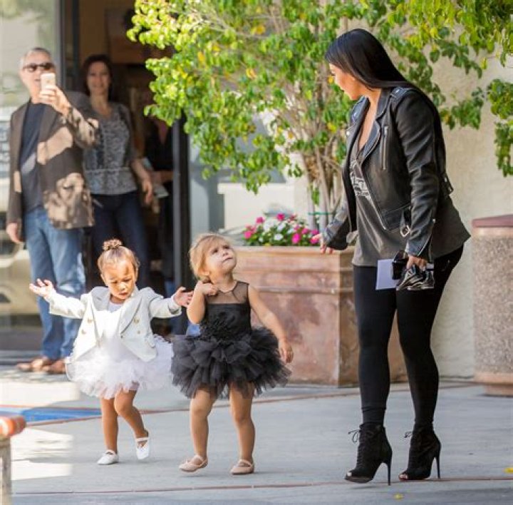 Cuteness OverloadNorth West and Penelope Disick Attend Ballet Class In Coordinating Ballerina Outfits!