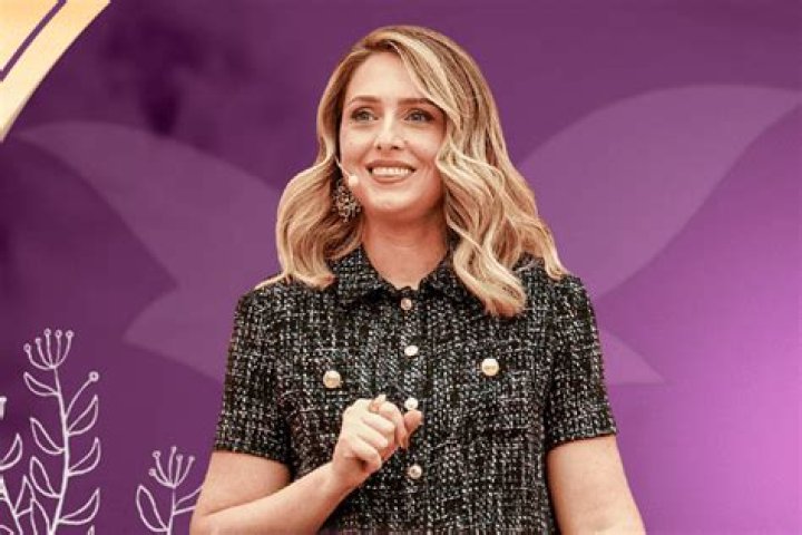 Cristiane Cardoso (Self-Help Author) - Age, Birthday, Bio, Facts, Family, Net Worth, Height & More