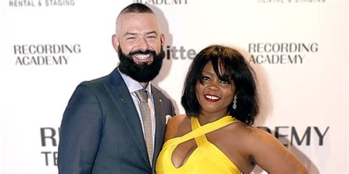 Crystal Wall Wiki (Paul Wall’s Wife) Age, Family, Kids, Net Worth, Career & BIO