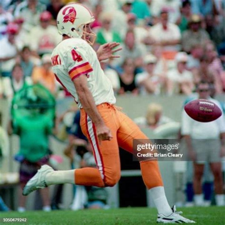 Dan Stryzinski Biography, Age, Height, Wife, Net Worth, Family