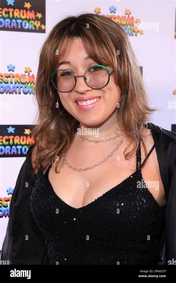 Biography, Husband, Age, Net worth, Height, Family, Education, Parents & More