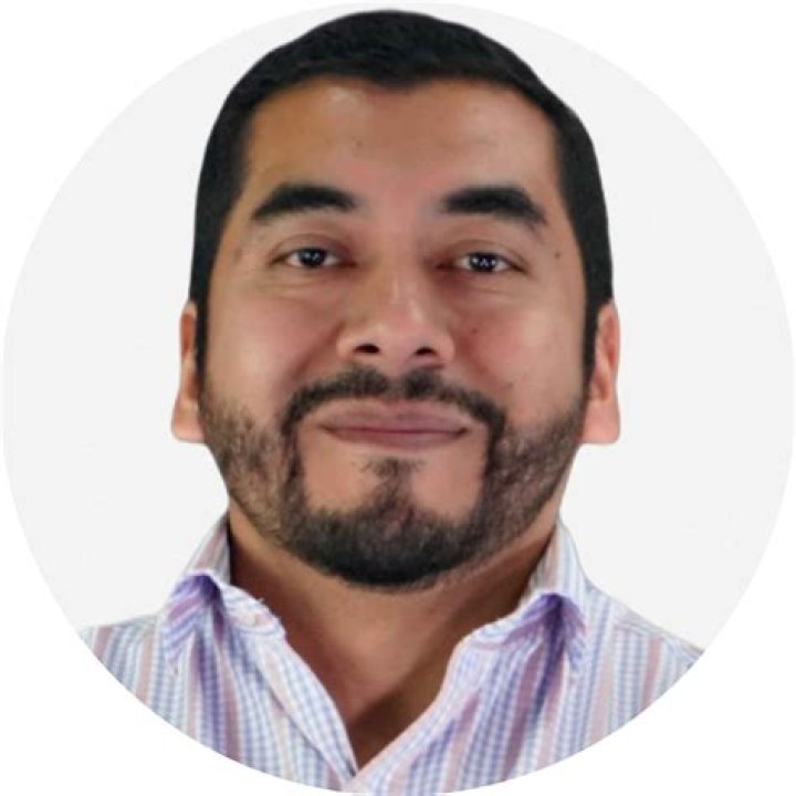 Daniel Alfonso (Stylist) - Age, Birthday, Bio, Facts, Family, Net Worth, Height & More