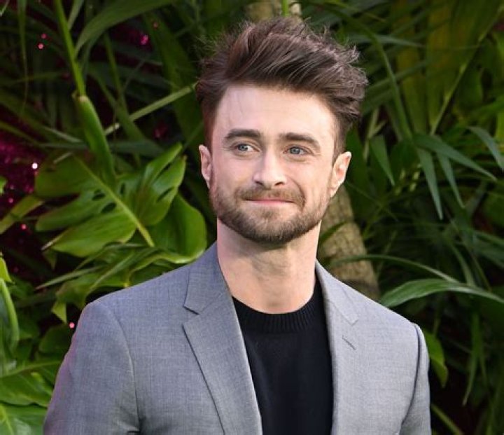 Daniel Radcliffe Bio & Wiki: Net Worth, Age, Height & Weight