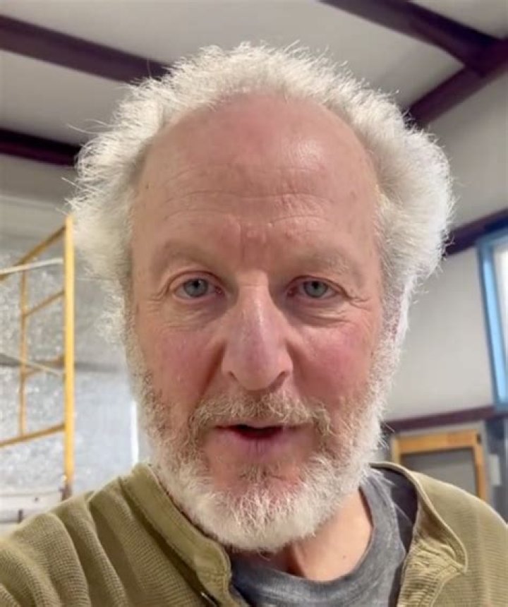 Daniel Stern (Movie Actor) - Age, Birthday, Bio, Facts, Family, Net Worth, Height & More