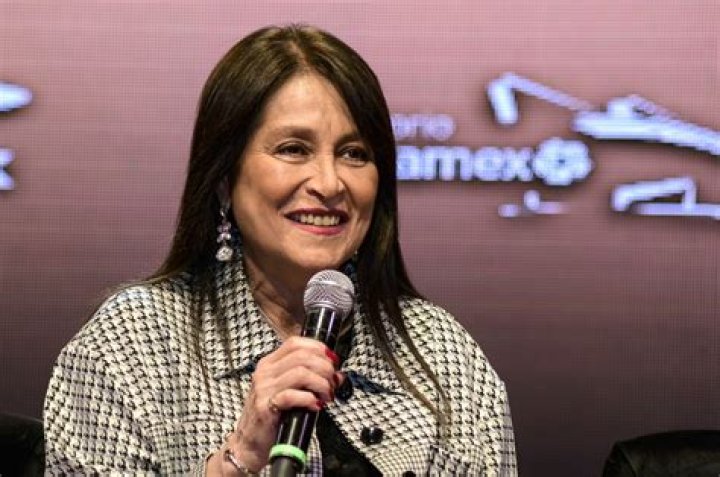 Daniela Romo (Pop Singer) - Age, Birthday, Bio, Facts, Family, Net Worth, Height & More