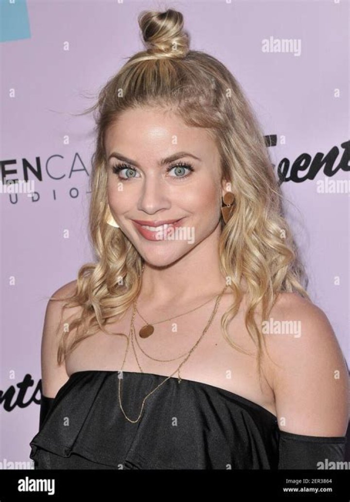 
Deana Height, Weight, Net Worth, Age, Wiki, Who, Instagram, Biography 