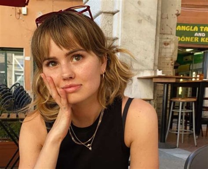 
Debby Ryan Height, Weight, Net Worth, Age, Birthday, Wikipedia, Who, Nationality, Biography 