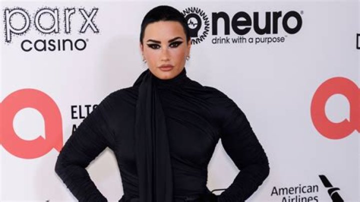 Killing It! Demi Lovato Shows Off Toned Abs in Rare Mirror Selfie: See the Photo