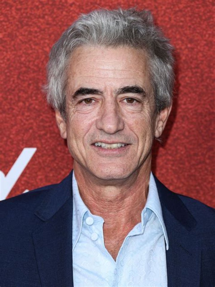Dermot Mulroney Biography, Age, Height, Wife, Net Worth, Family