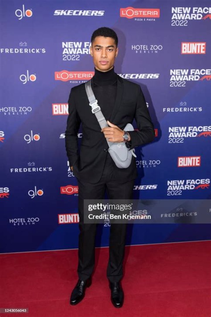 Desire Quadjo Mia Height, Weight, Net Worth, Age, Birthday, Wikipedia, Who, Instagram, Biography