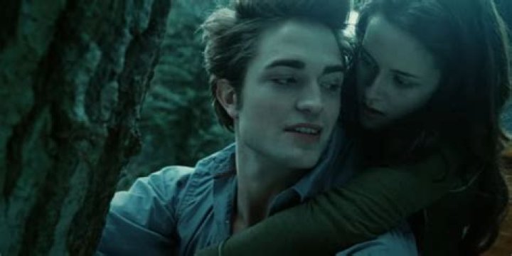 Did Bella cheat on Edward? – Celebrity.fm – #1 Official Stars, Business & People Network, Wiki, Success story, Biography & Quotes