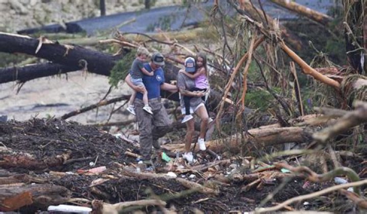 Did Propst get fired from Valdosta?