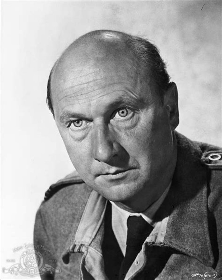 Donald Pleasence (Movie Actor) - Age, Birthday, Bio, Facts, Family, Net Worth, Height & More