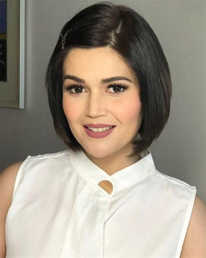 Donna Cruz Biography, Age, Height, Husband, Net Worth, Family