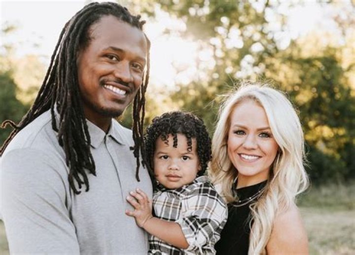 Dont'a Hightower biografía, edad, altura, esposo, net worth, familia