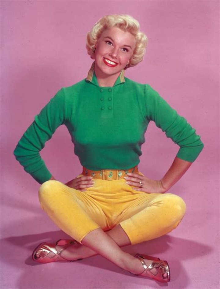 Doris Day (Movie Actress) - Age, Birthday, Bio, Facts, Family, Net Worth, Height & More