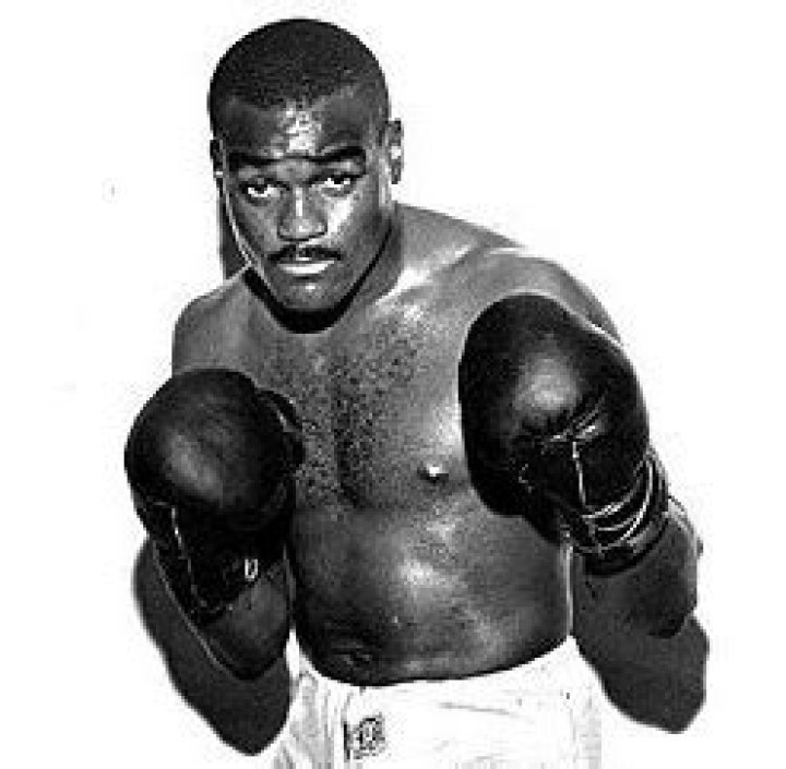 Doug Jones (boxer) Biography, Age, Height, Wife, Net Worth and Family