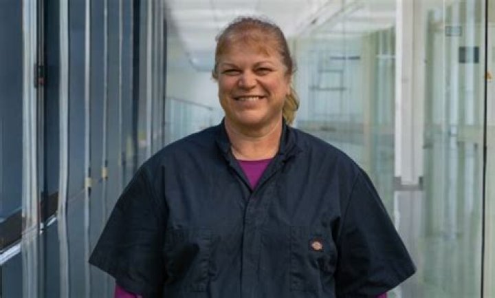 Dr. Brenda Grettenberger Married, Husband, Family in Wiki Bio