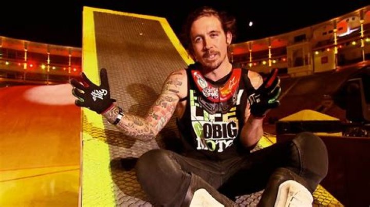 Drake McElroy Biography, Age, Height, Wife, Net Worth, Family