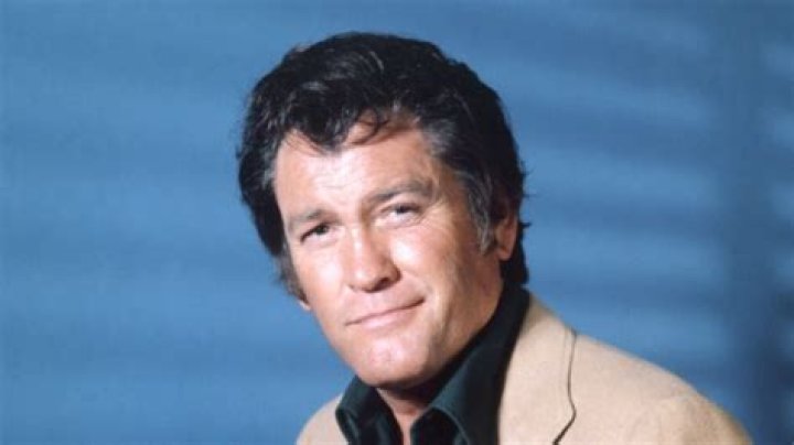 Earl Holliman Biography, Age, Height, Wife, Net Worth, Family