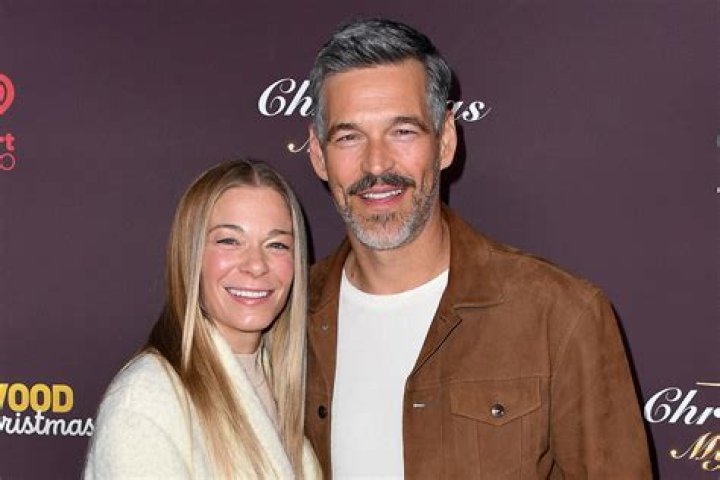 Eddie Cibrian (TV Actor) - Age, Birthday, Bio, Facts, Family, Net Worth, Height & More