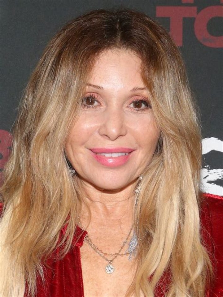 Elizabeth Daily - CelebNetWorth