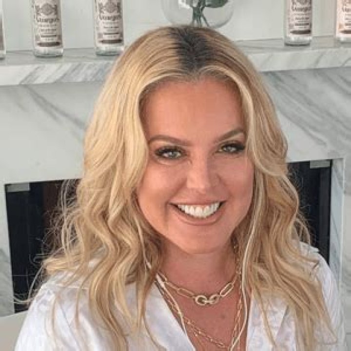 Elizabeth Lyn Vargas (Reality Star) - Age, Birthday, Bio, Facts, Family, Net Worth, Height & More