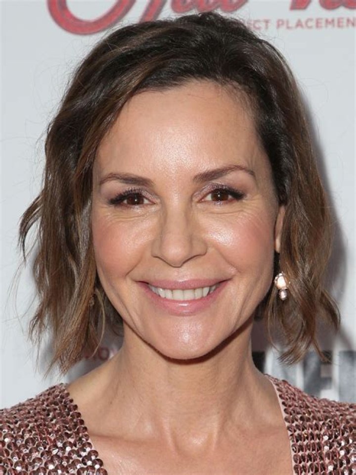Embeth Davidtz (TV Actress) - Age, Birthday, Bio, Facts, Family, Net Worth, Height & More