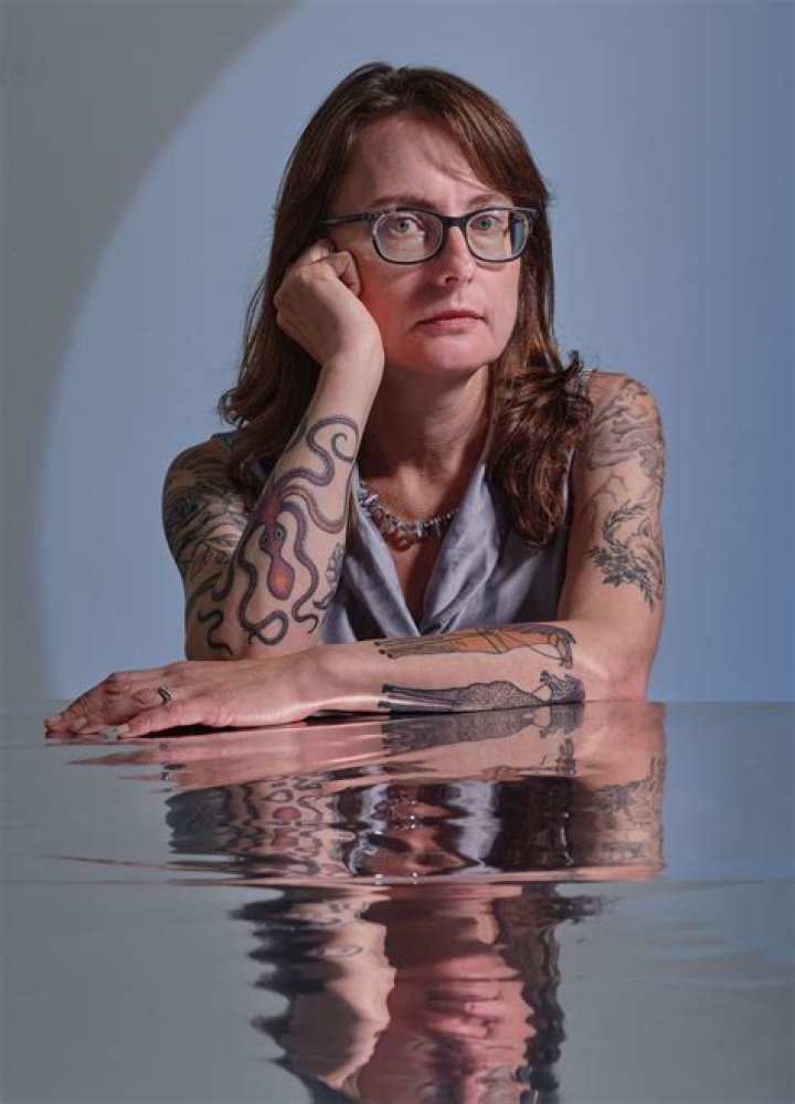 Emily Wilson Biography, Age, Height, Husband, Net Worth, Family