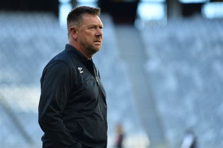 Eric Tinkler Biography, Age, Height, Wife, Net Worth, Family
