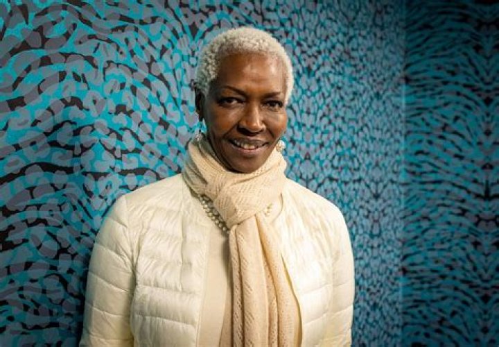 Esther Kamatari Biography, Age, Height, Husband, Net Worth, Family