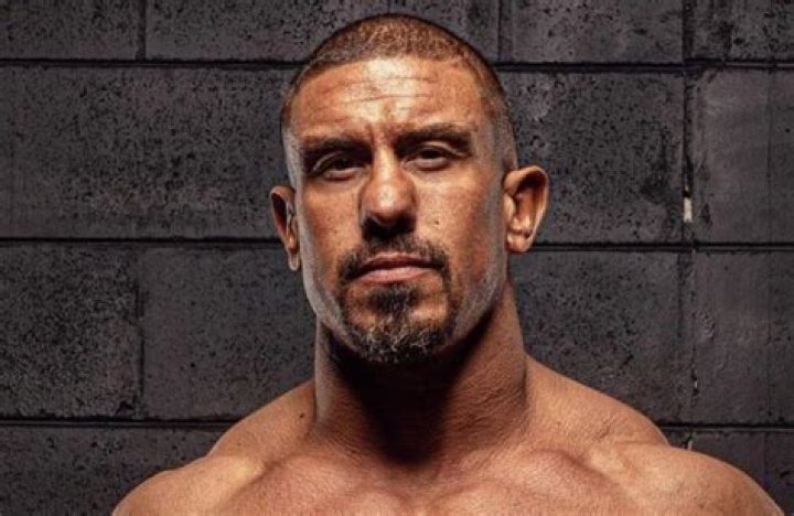 Ethan Carter III Biography, Age, Height, Wife, Net Worth, Family