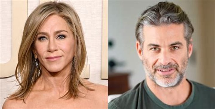 
Fans Speculate Jim Bakker Is Gay, Televangelist Affair Exposed 