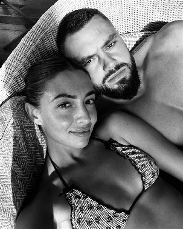 Finley Tapp Height, Age, Wife, Biography, Wiki, Net Worth