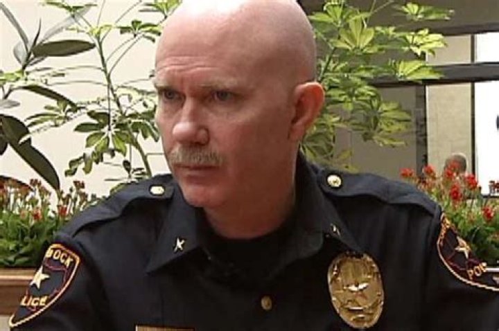 
Former Police Chief, Dale Holton, has passed away 