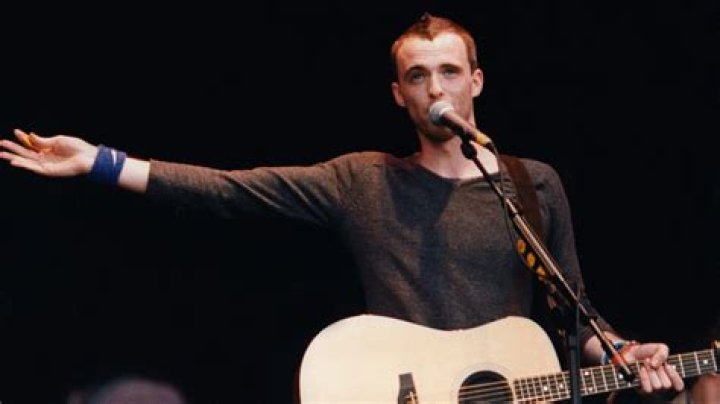 Fran Healy Biography, Age, Height, Wife, Net Worth, Family
