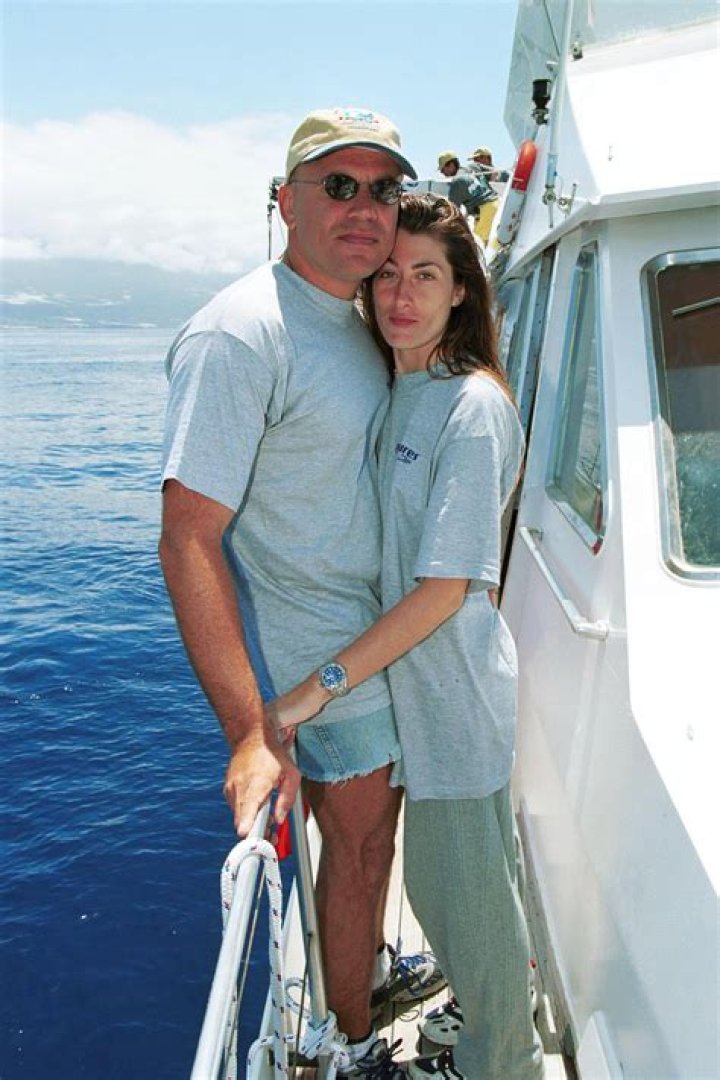 Francisco Ferreras Biography, Age, Height, Wife, Net Worth, Family