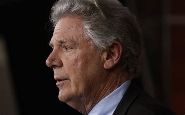 Frank Pallone Biography, Age, Height, Wife, Net Worth, Family