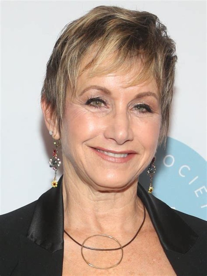 Gabrielle Carteris Biography, Age, Height, Husband, Net Worth, Family