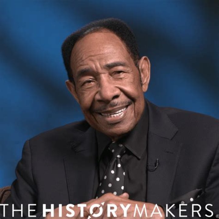 Gene Chandler (R&B Singer) - Age, Birthday, Bio, Facts, Family, Net Worth, Height & More