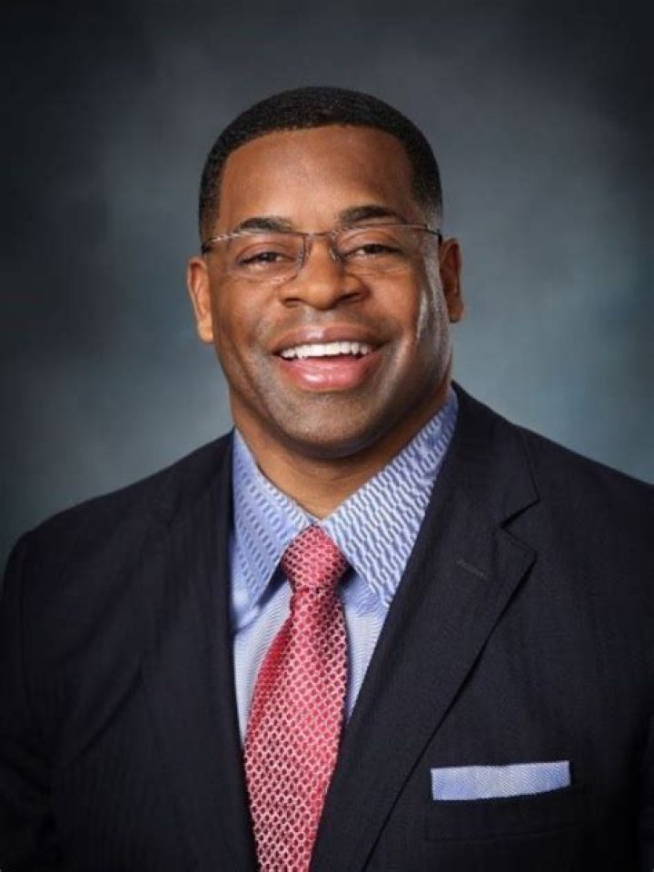 George Koonce Biography, Age, Height, Wife, Net Worth, Family