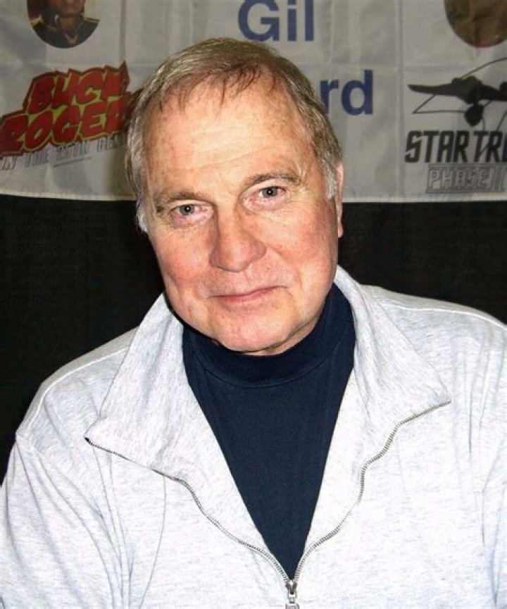 Gil Gerard (TV Actor) - Age, Birthday, Bio, Facts, Family, Net Worth, Height & More