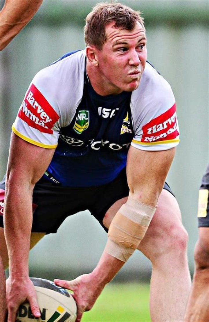 Glenn Hall Biography, Age, Height, Wife, Net Worth, Family