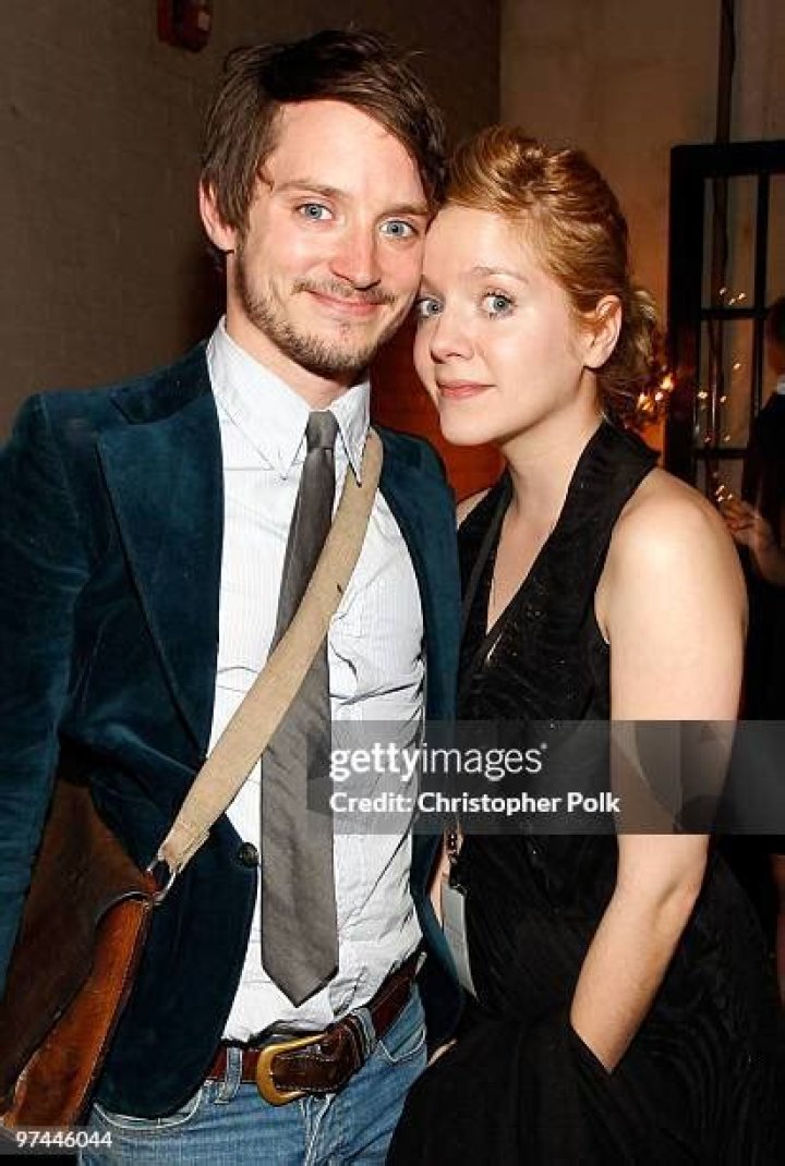 Hannah Wood Biography, Age, Height, Husband, Net Worth, Family