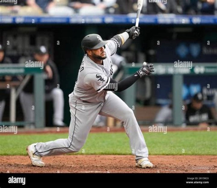 Hanser Alberto biografía, edad, altura, esposo, net worth, familia