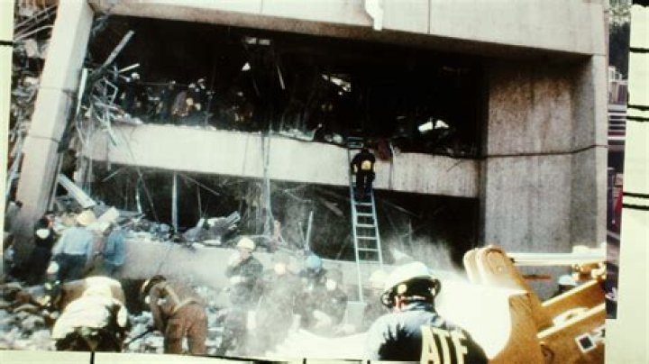 
How did Waco siege and 1992 standoff at Ruby Ridge lead to Oklahoma City bombing? 