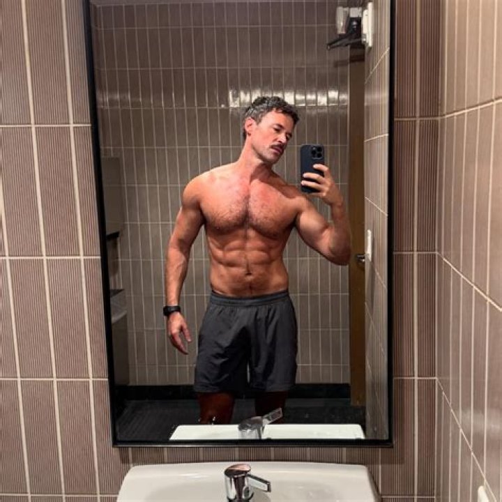 How much is Brad Goreski worth? – Celebrity.fm – #1 Official Stars, Business & People Network, Wiki, Success story, Biography & Quotes